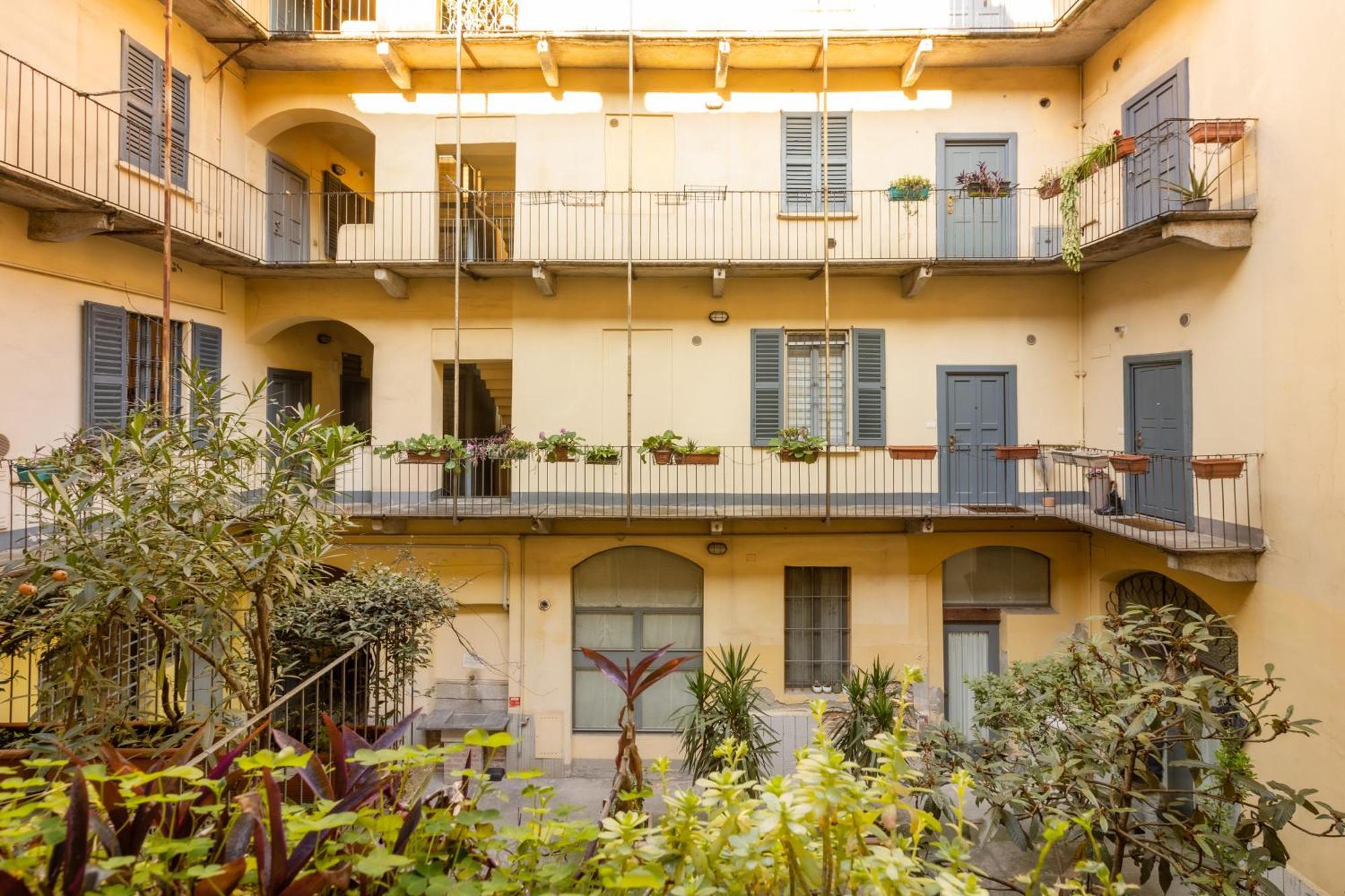 Bricks & Beams Studio In The Key Area Of Milano Esterno foto